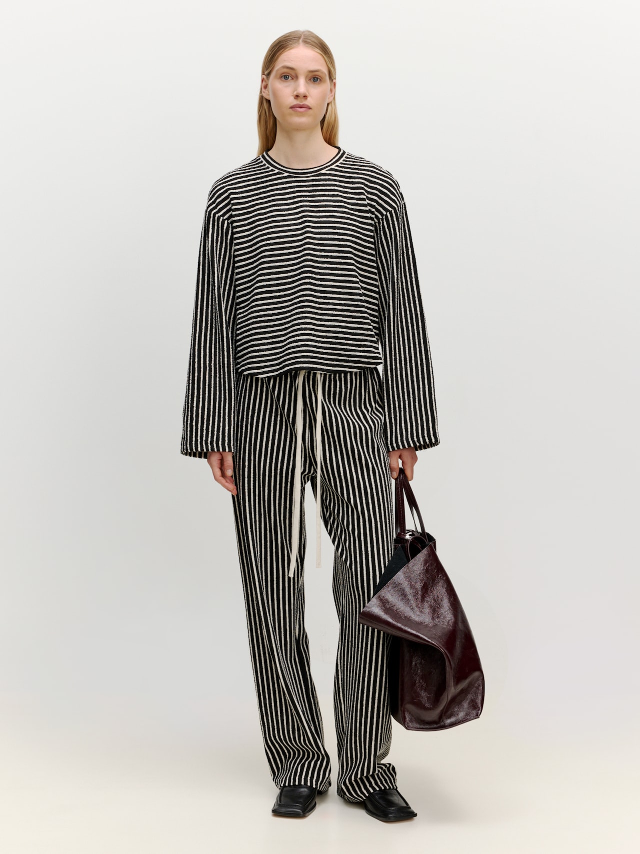 EDITED Neuheiten Shirt 'Kassandra' schwarz