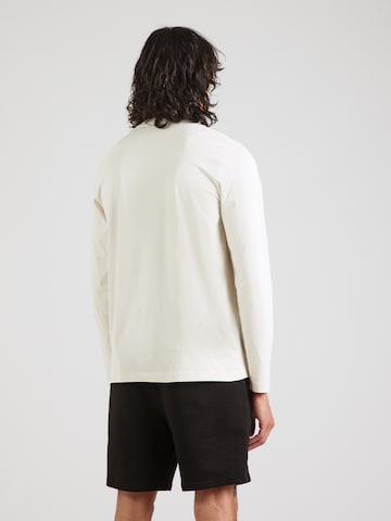 T-Shirt BOSS en blanc