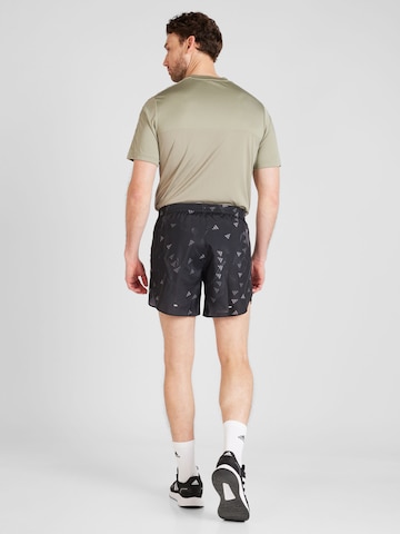 ADIDAS PERFORMANCE Regular Sportshorts 'RUN IT' in Schwarz