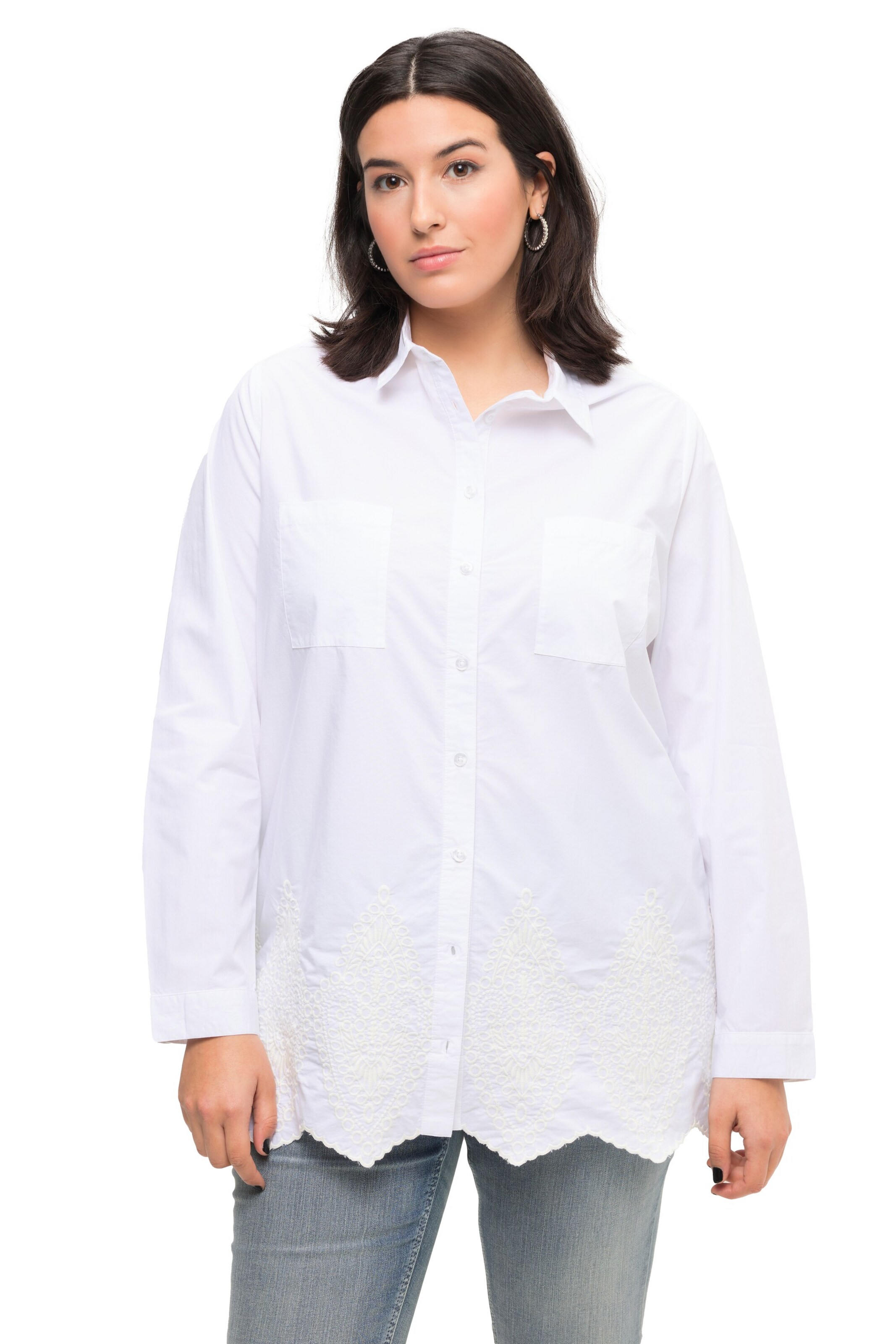 Studio Untold Blouse in White: front