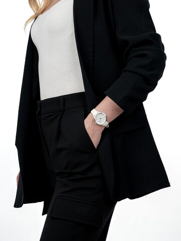 Orologio analogico 'Nicky' di Suri Frey in beige: frontale