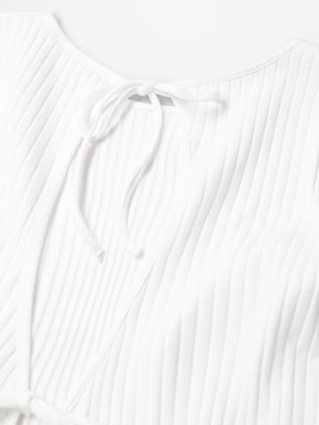 MANGO Тениска 'Martine' в бяло