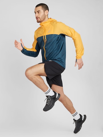 Vestes d’entraînement 'FUJITRAIL' ASICS en bleu