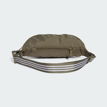 ADIDAS ORIGINALS Belt bag 'Adicolor' in Green
