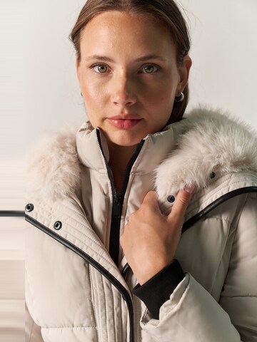 KOROSHI - Chaqueta de invierno en beige
