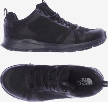 THE NORTH FACE Sneakers & Trainers in 40 in Black: front