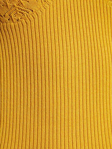 Morgan Sweater 'STING' in Yellow