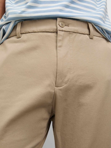 Marks & Spencer Regular Chino in Beige