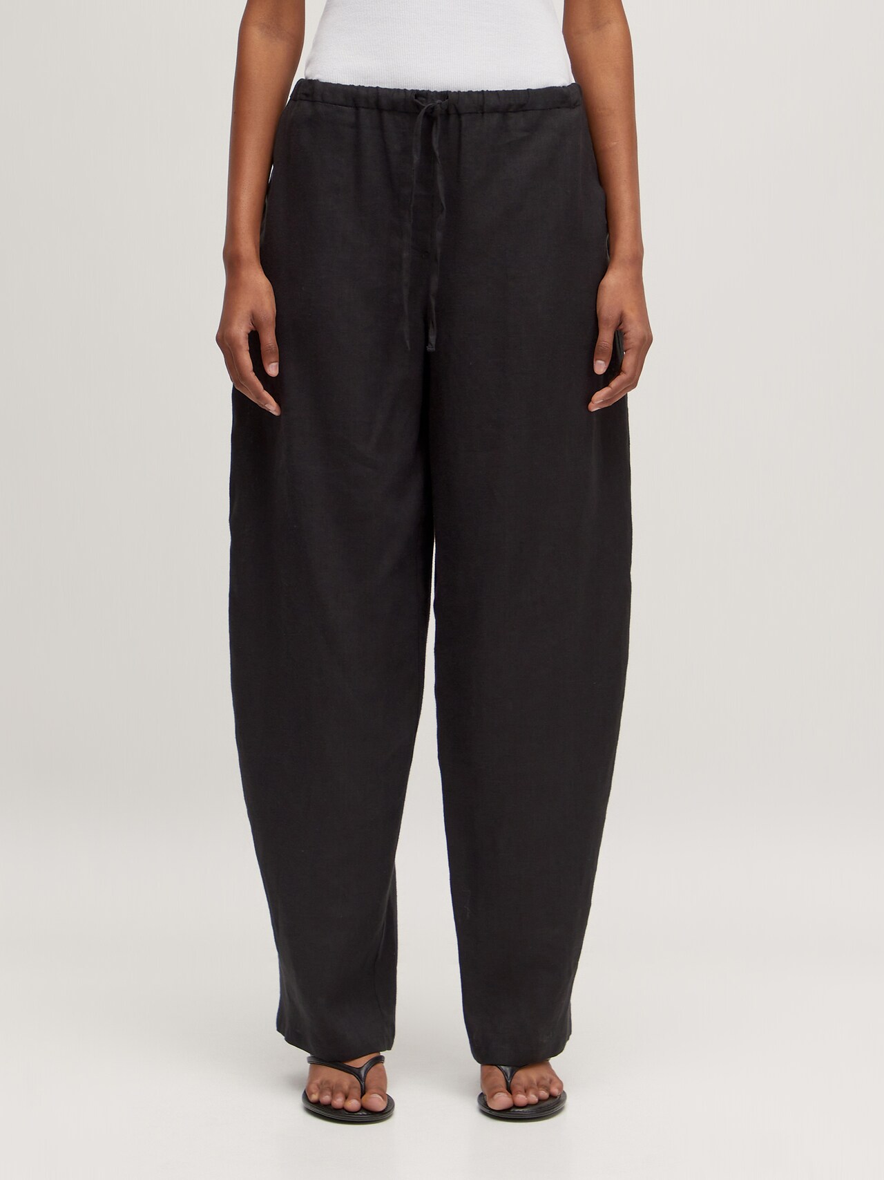 EDITED Pantalón 'Valerie' negro