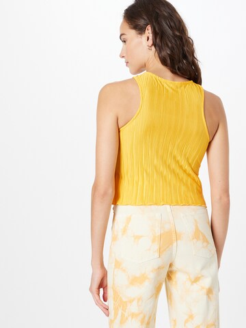 Top di NLY by Nelly in giallo