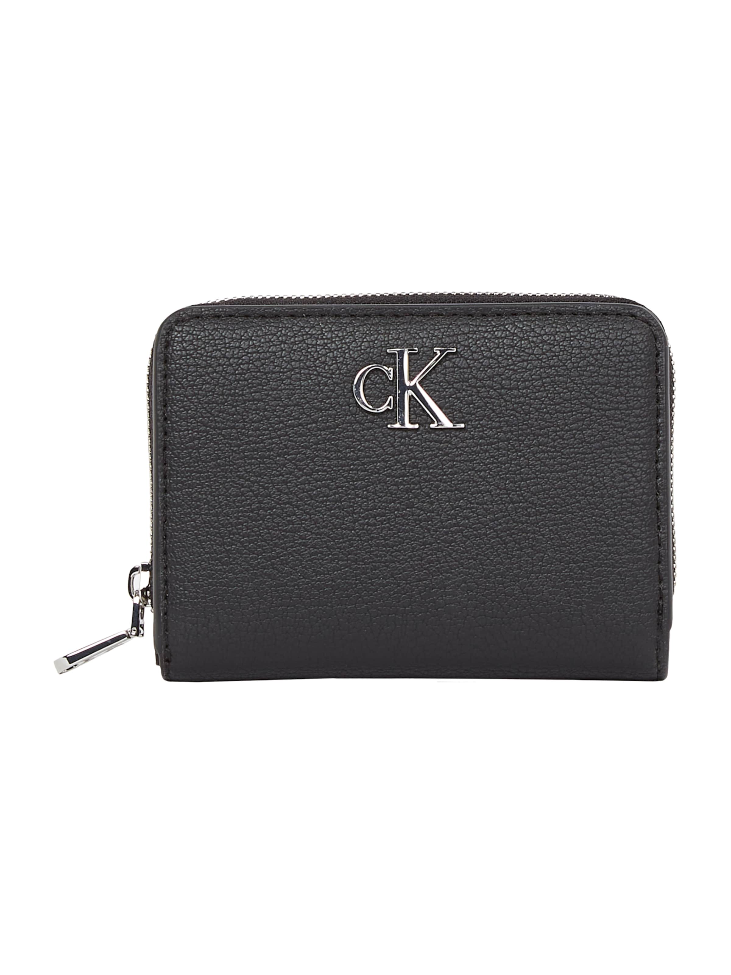 Calvin Klein Jeans Wallet in Black: front