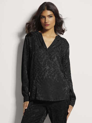 MADELEINE Bluse in Schwarz: Vorderseite