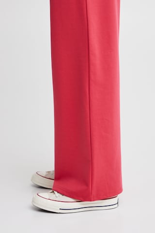 Wide leg Pantaloni con pieghe di ICHI in rosa