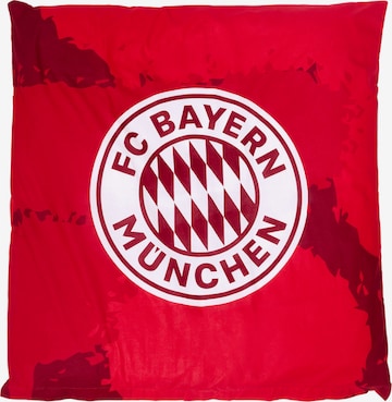 FC BAYERN MÜNCHEN Bettwäsche Signature 2023-24 'FC Bayern München' in Rot