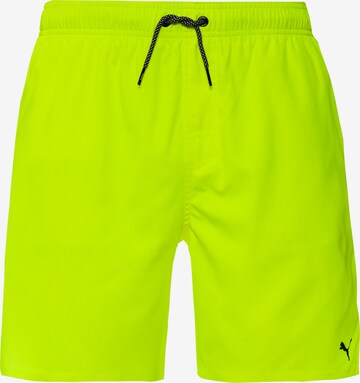 PUMA Regular Boardshorts in Grün: predná strana