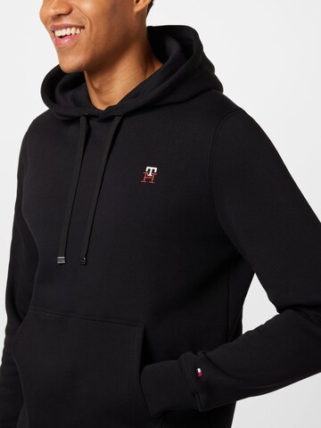 TOMMY HILFIGER Sweatshirt in Zwart