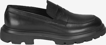 Desa Classic Flats in Black: front