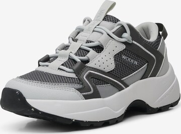 WODEN Sneakers 'Sif Reflective' in Grey: front