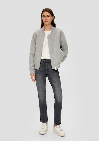 s.Oliver Slimfit Jeans 'Betsy' in Grau