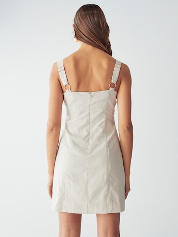 Robe 'RAYE' BWLDR en noir : derrière