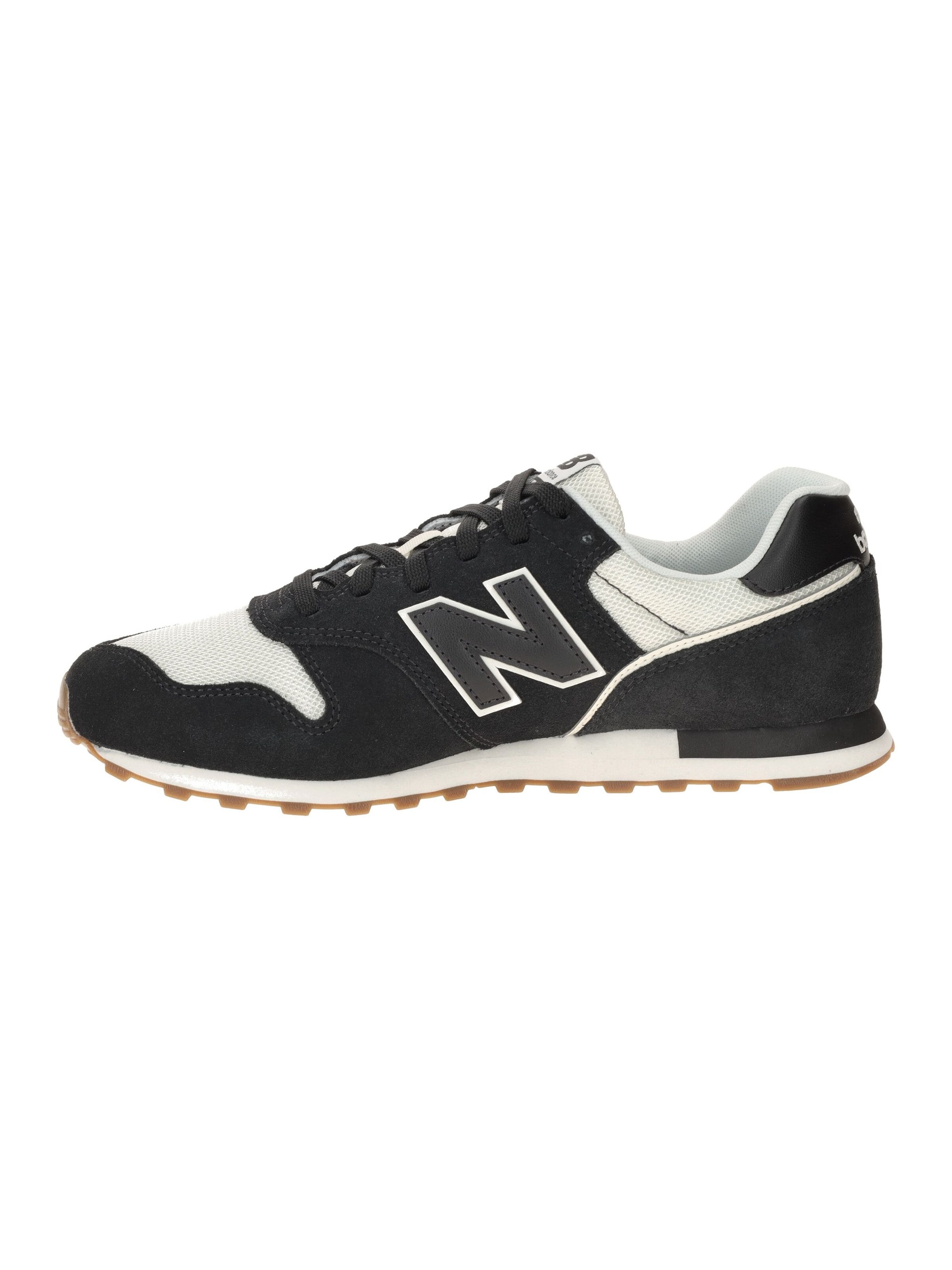 new balance Sneakers in Black