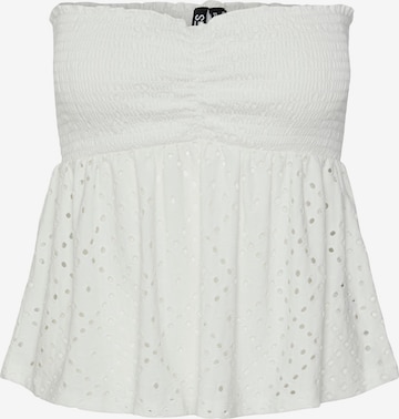 PIECES Top 'LUCA' in White: front