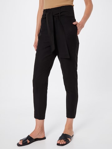 Guido Maria Kretschmer Women Tapered Pants 'Lina' in Black: front