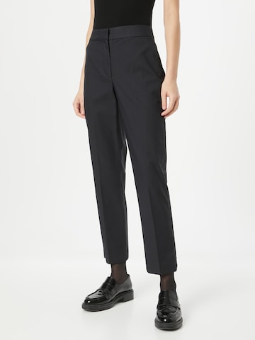 Coupe slim Pantalon à plis GANT en noir : devant