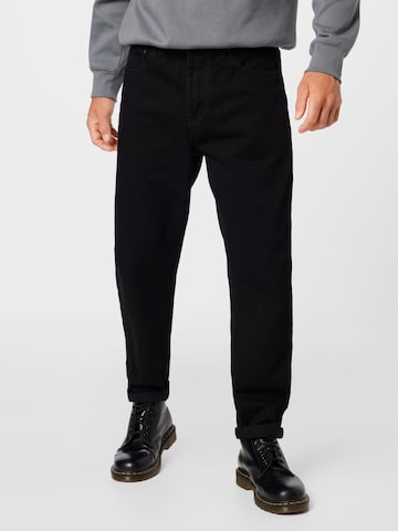 Carhartt WIP Regular Jeans 'Newel' i svart: framsida