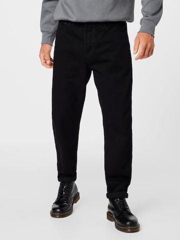 Carhartt WIP Tapered Jeans 'Newel' in Black: front