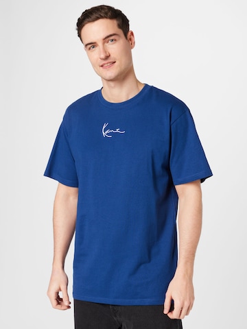 T-Shirt Karl Kani en bleu : devant