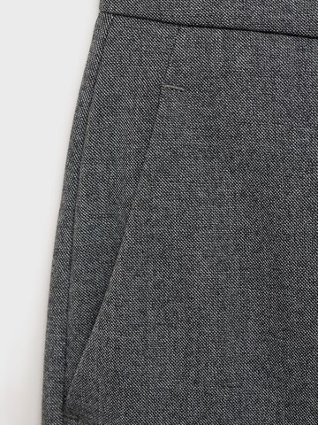MANGO Regular Pantalon 'CARLOSW' in Grijs
