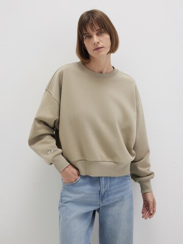 Mavi Sweater in Beige: front