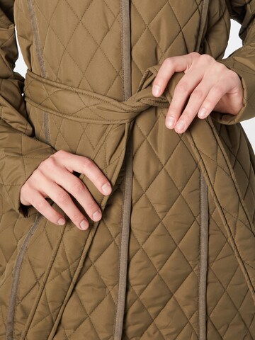 BRUUNS BAZAAR Between-Seasons Coat 'Azami Dezza' in Green