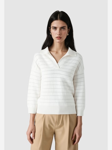 MAERZ Muenchen Shirt ' 317100 ' in White: front