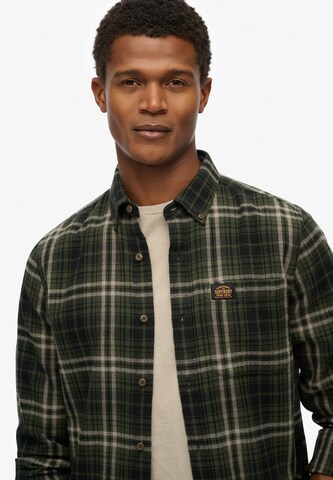 Coupe regular Chemise Superdry en vert