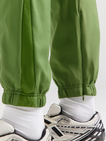 Sergio Tacchini Tapered Workout Pants 'RISPECCHIO' in Green