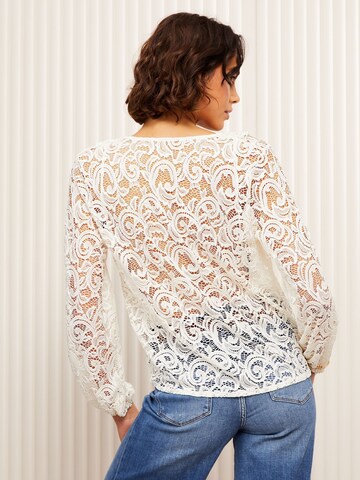 Camicia da donna di Friends Like These in beige