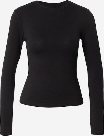 GAP Тениска в черно: отпред