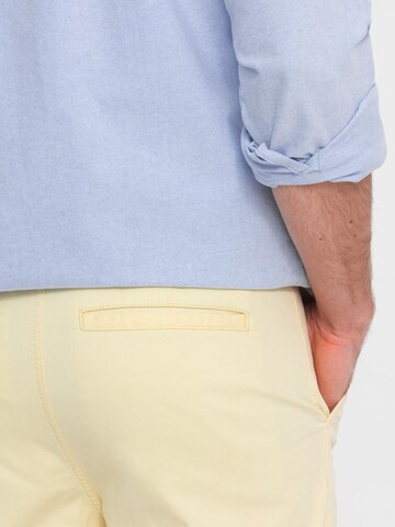 Ombre Regular Chino in Geel
