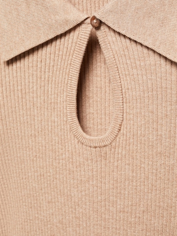 MANGO Sweter 'COLETAS' w kolorze brązowy