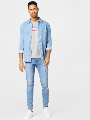 LEVI'S ® Shirt 'Relaxed Fit Tee' in Grau