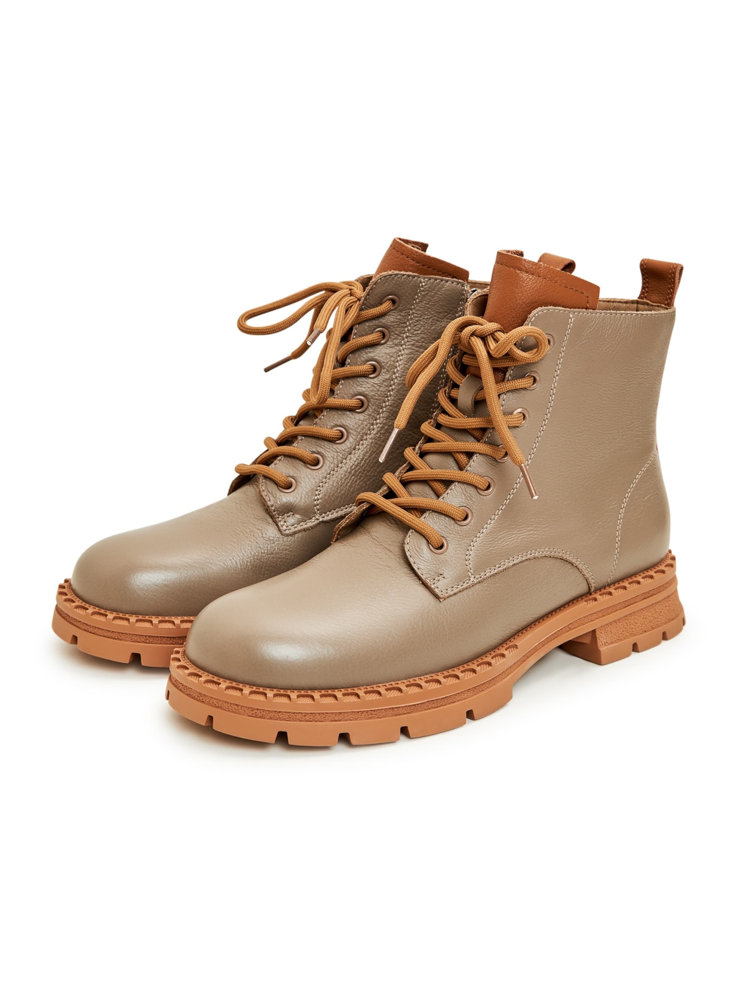 CESARE GASPARI Lace-up bootie in Beige
