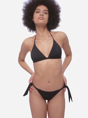 MAREZZA Triangel Bikini 'Bikini Set Stresa'‌‌‌‌‌‌‌‌ in Schwarz: Vorderseite