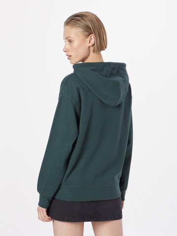 LEVI'S ® Sweatshirt in Grün