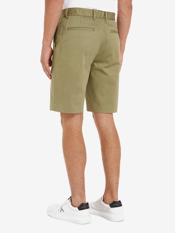 Calvin Klein Regular Chino Pants in Green