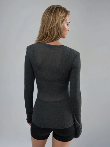 Busem Shirt in Grau