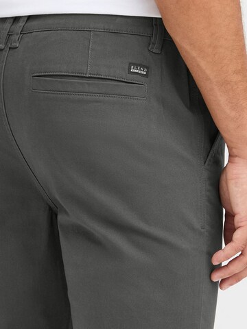 Regular Pantalon chino 'Perrini' BLEND en gris