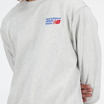 new balance Sweatshirt 'Athletics Premium' in Grijs