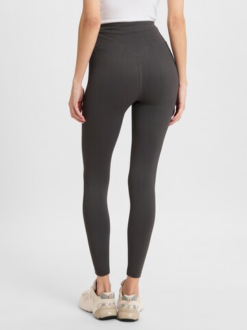 Aim'n Wide leg Pleat-Front Pants ' ' in Black